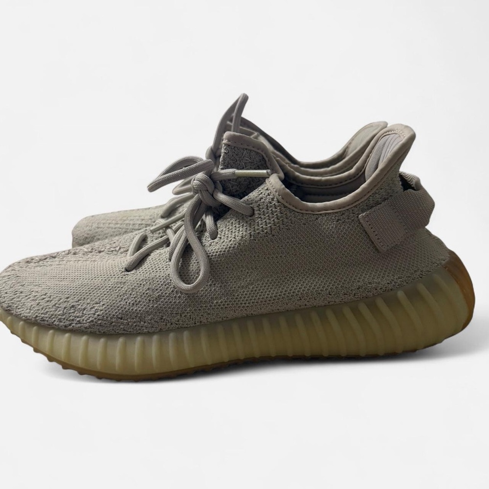 Adidas Yeezy Boost 350 V2 ‘Sesame’ Size 9